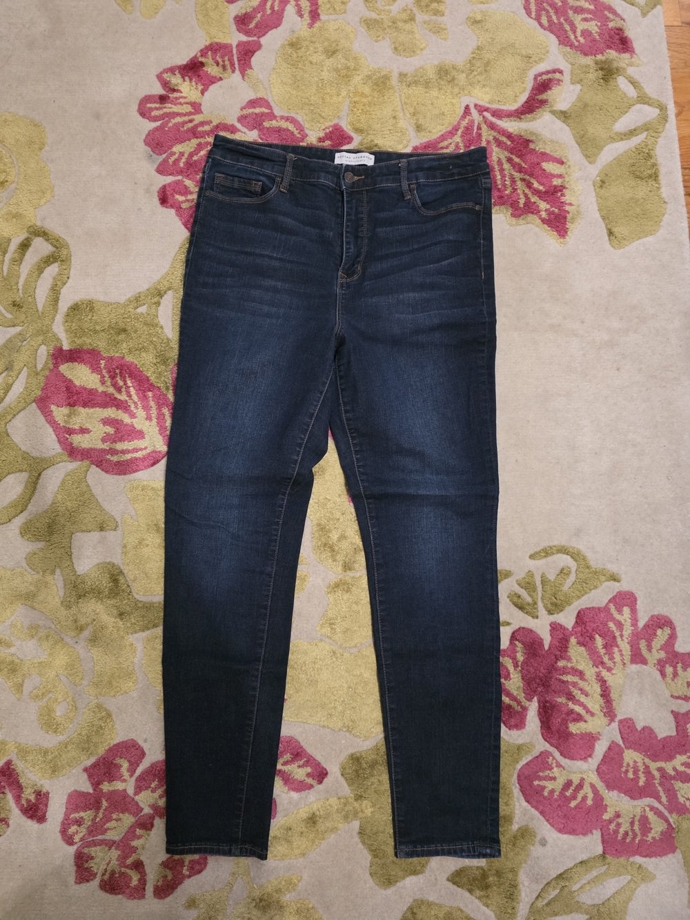 Social Standard By Sanctuary Dark Blue Women’s Skinny Jeans